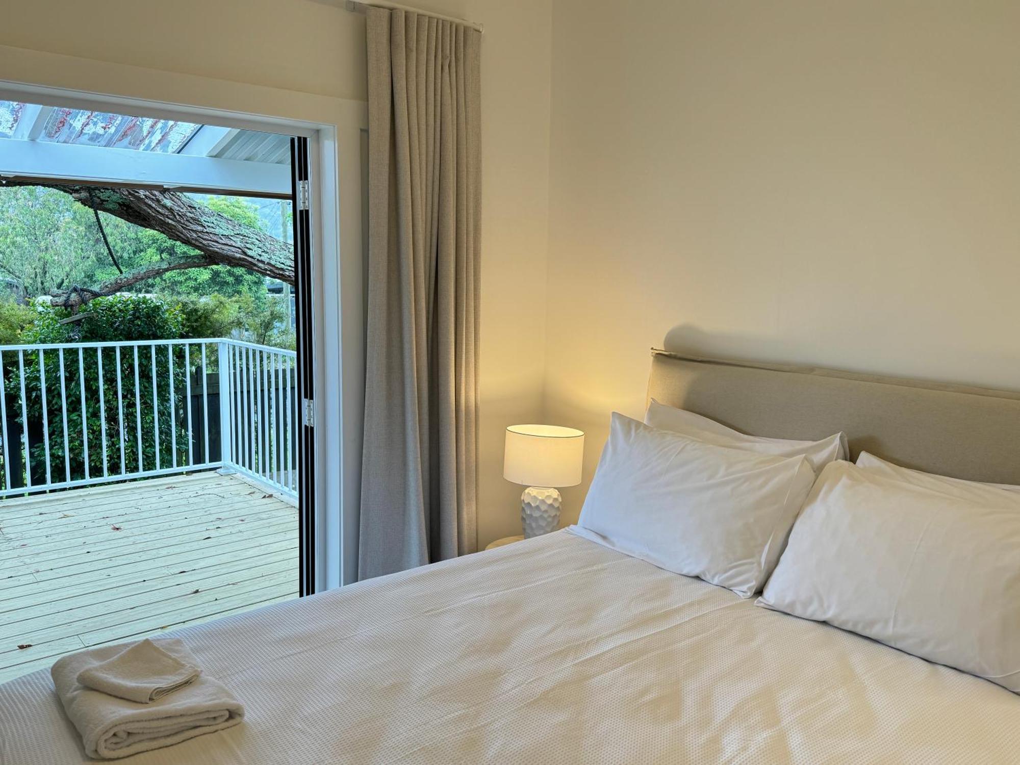Miami One One Villa Oneroa Екстериор снимка