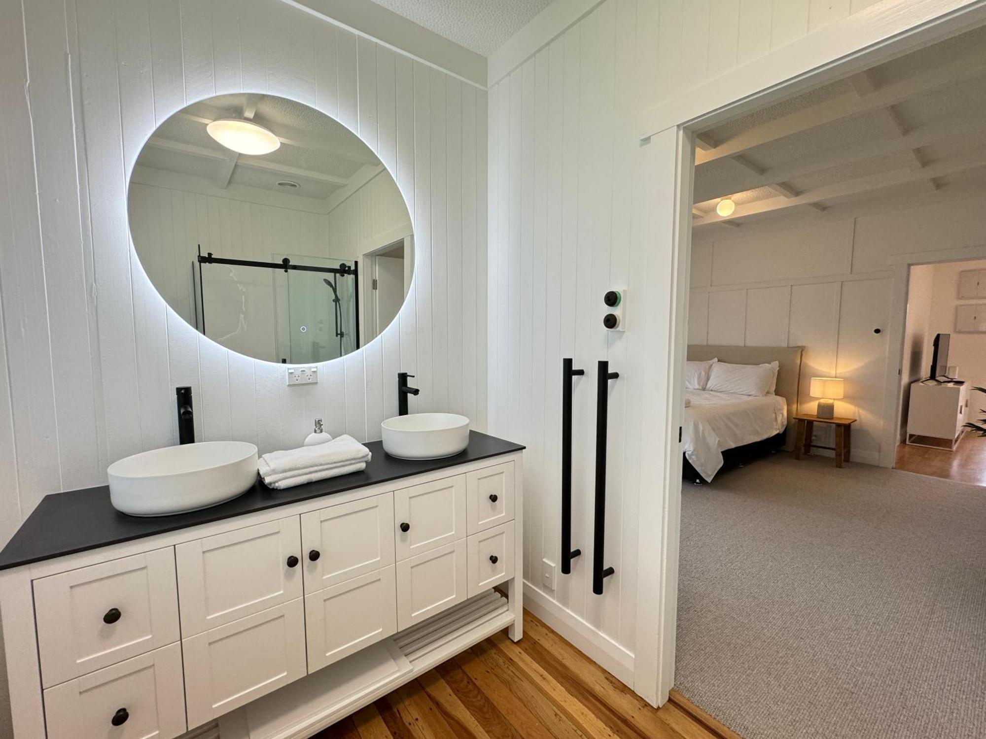 Miami One One Villa Oneroa Екстериор снимка