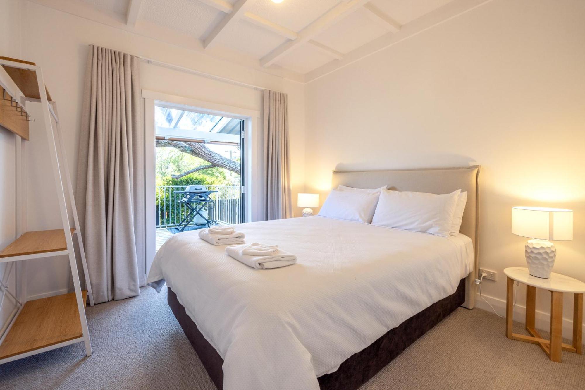 Miami One One Villa Oneroa Екстериор снимка